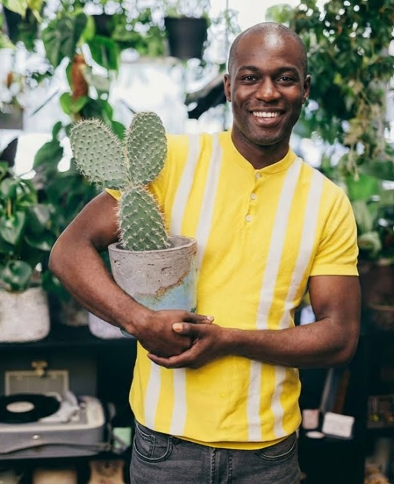 junior bright landscaping business card